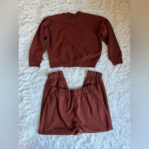 A New Day Target Lounge Set Sweatshirt and Sweatpants - Picture 4 of 6